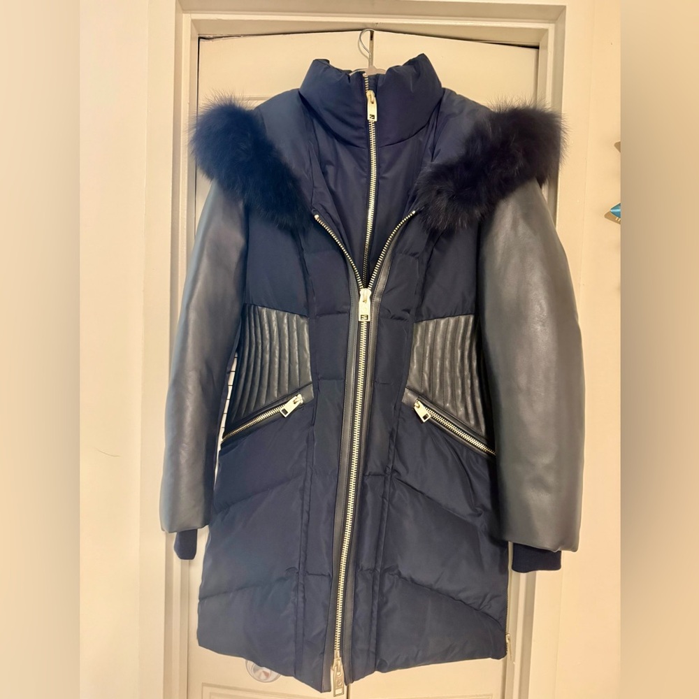 Women's Navy Puffer Coat with Fur Trim